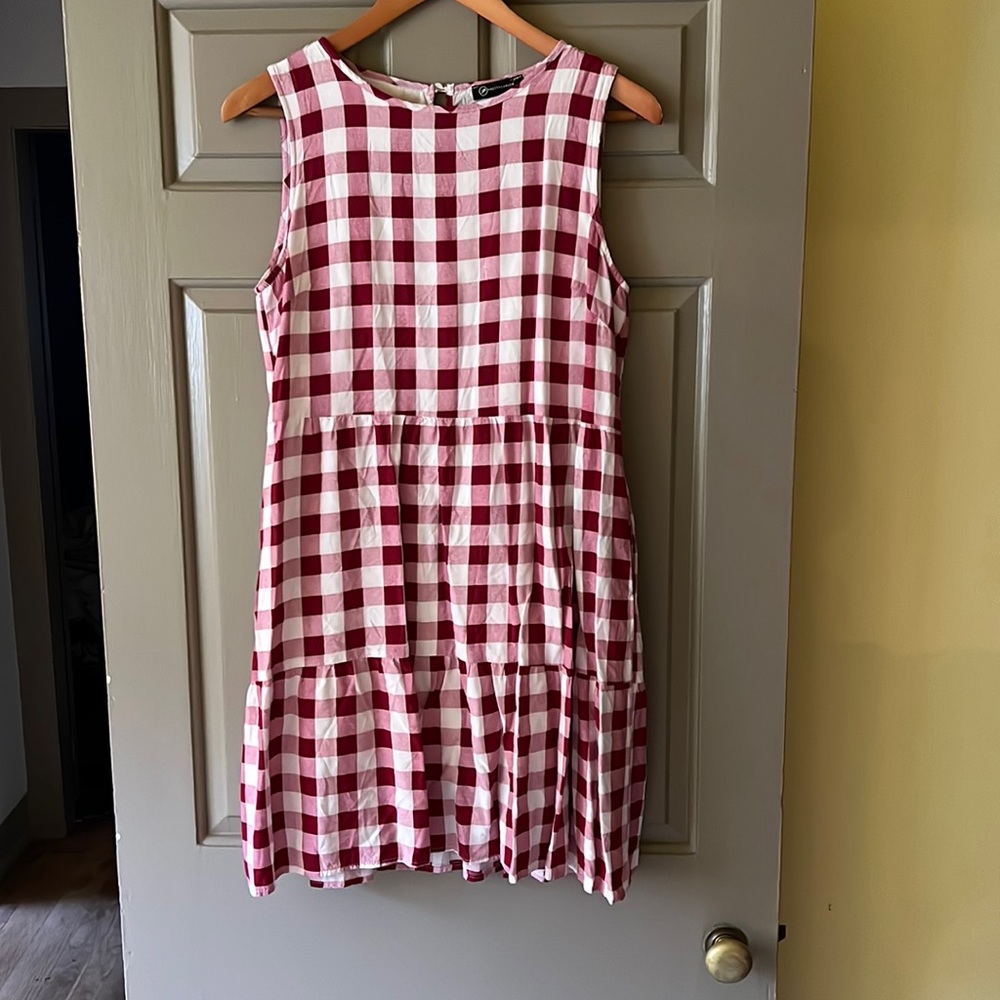 Dark cherry red sundress. Never worn. Size M.